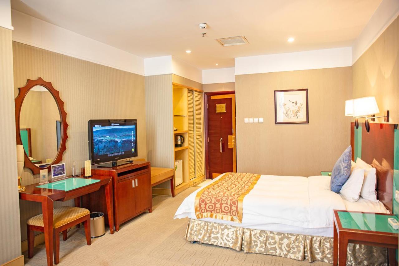 Uiles Hotel Hohhot Exterior photo
